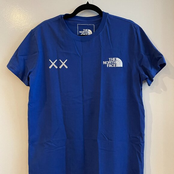 Kaws x The North Face Ice Blue T-shirt - Size M - NWT - Picture 1 of 4